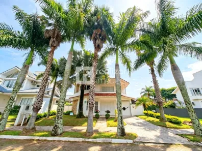 Casa com 3 Quartos para alugar, 312m² no Jurerê, Florianópolis