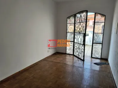 Casa com 2 Quartos para alugar, 12m² no Rudge Ramos, São Bernardo do Campo