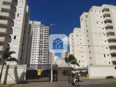 Apartamento com 2 Quartos para alugar, 75m² no Laranjeiras, Uberlândia