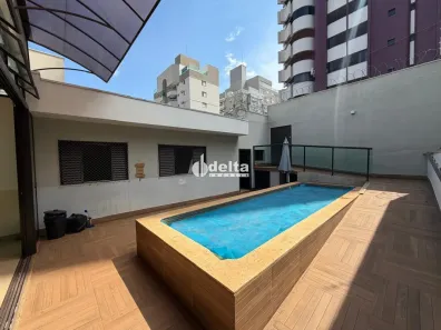 Casa com 4 Quartos para alugar, 350m² no Saraiva, Uberlândia