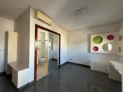 Casa de Condomínio com 4 Quartos para alugar, 380m² no Jardins Paris, Goiânia