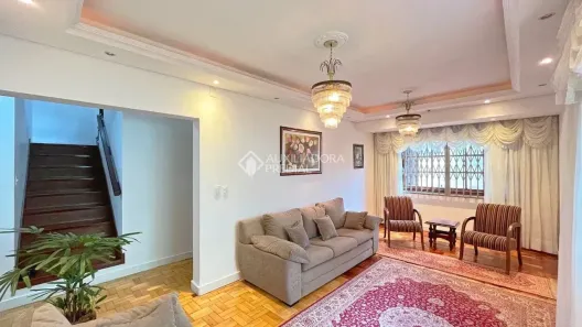Casa com 4 Quartos à venda, 302m² no Vila Ipiranga, Porto Alegre