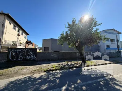 Galpão/Depósito/Armazém para alugar, 600m² no Bucarein, Joinville