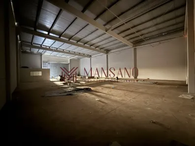 Galpão/Depósito/Armazém para alugar, 660m² no Vila Cardia, Bauru