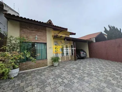 Sobrado com 5 Quartos à venda, 213m² no Parque Oasis, Peruíbe