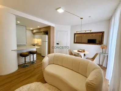 Apartamento com 2 Quartos à venda, 52m² no Capoeiras, Florianópolis