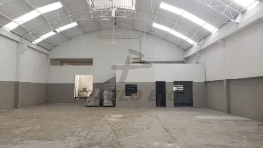 Galpão/Depósito/Armazém para venda ou aluguel, 3050m² no Campestre, Santo André