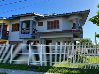 Casa com 3 Quartos à venda, 120m² no Capão Novo, Capão da Canoa