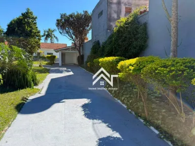 Casa com 3 Quartos para alugar, 252m² no Alvinópolis, Atibaia