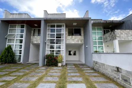 Casa de Condomínio com 4 Quartos para alugar, 140m² no Coité, Eusébio