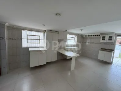 Casa com 3 Quartos para alugar, 200m² no Vila Rezende, Piracicaba