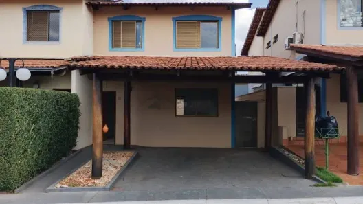 Casa de Condomínio com 3 Quartos para alugar, 118m² no Parque Anhanguera, Goiânia
