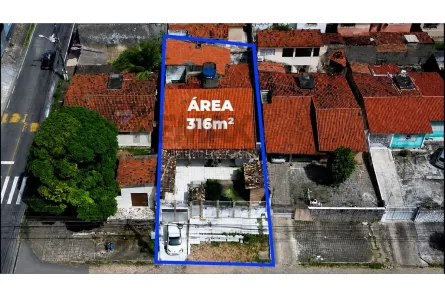 Casa com 2 Quartos à venda, 316m² no Candelária, Natal