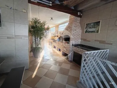Sobrado com 5 Quartos à venda, 262m² no Vila Bertioga, São Paulo