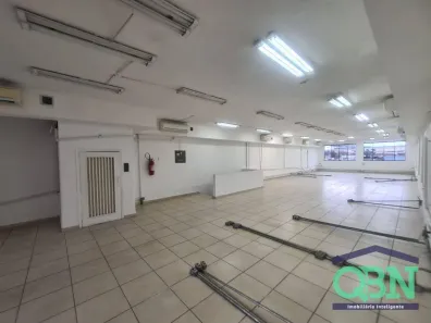Prédio Comercial para alugar, 750m² no Centro, Santos