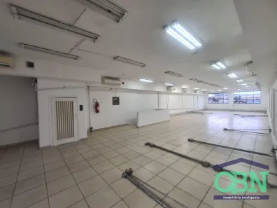 Prédio Comercial para venda ou aluguel, 750m² no Centro, Santos