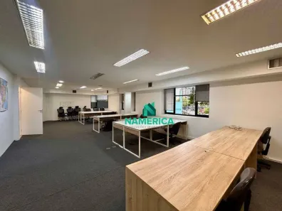 Sala Comercial para alugar, 140m² no Cidade Monções, São Paulo