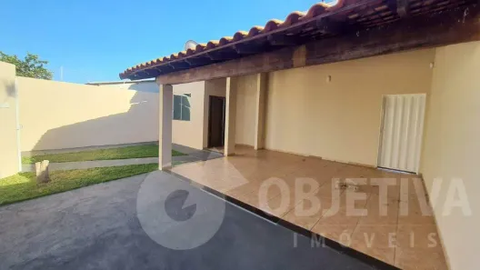 Casa com 3 Quartos à venda, 170m² no Granada, Uberlândia