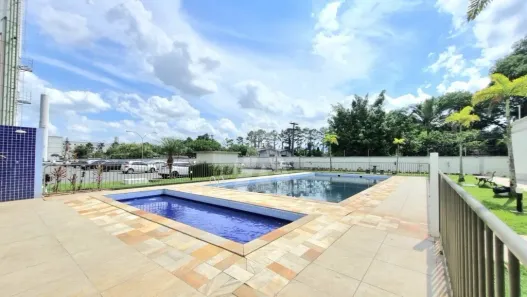 Apartamento com 2 Quartos para alugar, 42m² no Vila Nova, Joinville