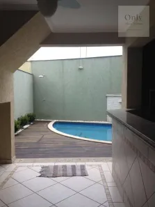 Sobrado com 3 Quartos à venda, 274m² no Vila Mangalot, São Paulo