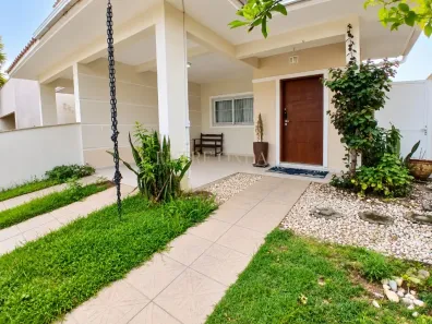 Casa com 3 Quartos para alugar, 129m² no Cachoeira do Bom Jesus, Florianópolis