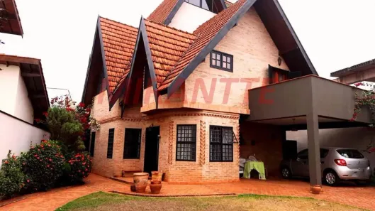 Sobrado com 3 Quartos à venda, 200m² no Cidade Jardim, Pirassununga