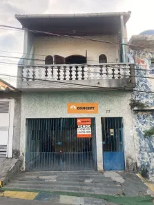 Sobrado com 4 Quartos à venda, 239m² no Jardim Estela, Poá