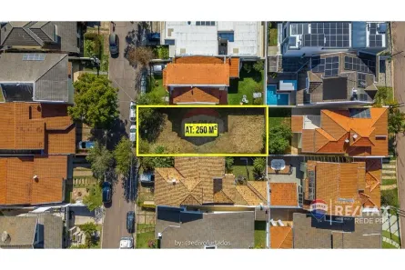 Lote/Terreno à venda, 250m² no Pinheirinho, Vinhedo
