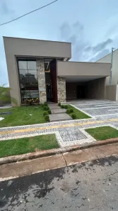 Casa de Condomínio com 4 Quartos à venda, 247m² no Jardins Porto, Senador Canedo