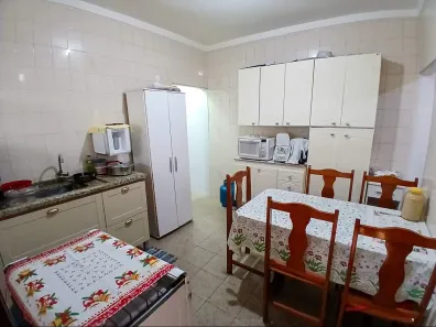 Casa com 3 Quartos à venda, 139m² no Areia Branca, Santos