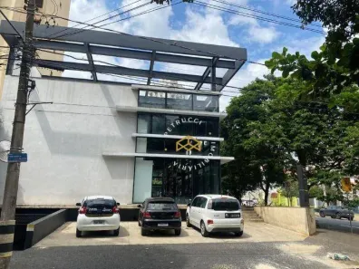 Prédio Comercial para alugar, 590m² no Cambuí, Campinas