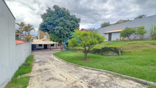 Casa com 4 Quartos à venda, 245m² no Fonte Grande, Contagem