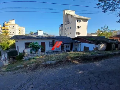 Casa com 3 Quartos à venda, 604m² no Saco Grande, Florianópolis
