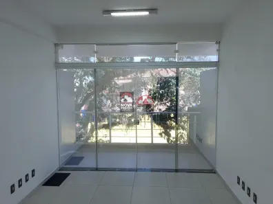 Ponto Comercial para alugar, 15m² no Centro, Caraguatatuba