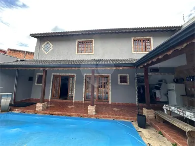 Sobrado com 4 Quartos para alugar, 350m² no Jardim do Lago, Atibaia