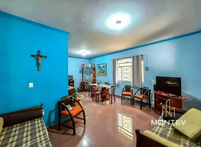 Casa com 3 Quartos à venda, 250m² no Doutor José Thomaz, Divinópolis