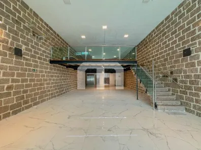 Prédio Comercial para alugar, 1100m² no Vila Regente Feijó, São Paulo