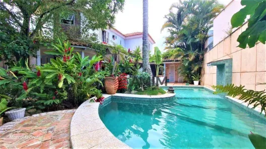 Casa com 3 Quartos à venda, 246m² no Maravista, Niterói