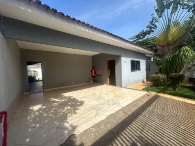 Casa com 3 Quartos à venda, 200m² no Centro, Presidente Prudente