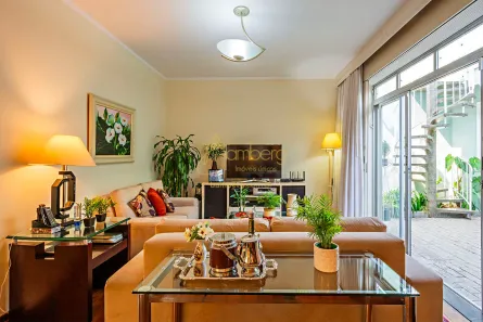 Casa com 4 Quartos à venda, 234m² no Vila Cordeiro, São Paulo