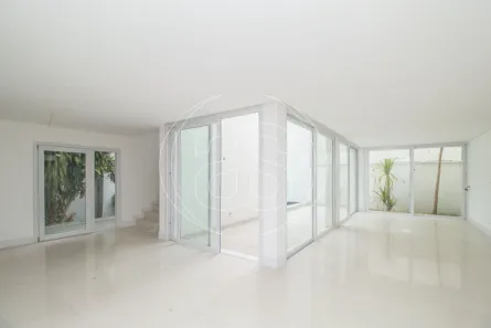 Casa de Condomínio com 4 Quartos à venda, 400m² no Jardim Petrópolis, São Paulo