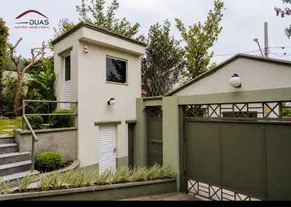 Casa de Condomínio com 3 Quartos para alugar, 200m² no Vila Romero, São Paulo