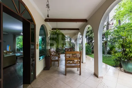 Casa com 5 Quartos para alugar, 355m² no Boaçava, São Paulo