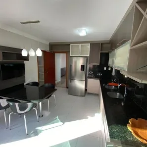 Casa de Condomínio com 4 Quartos para alugar, 310m² no Alphaville (Abrantes), Camaçari