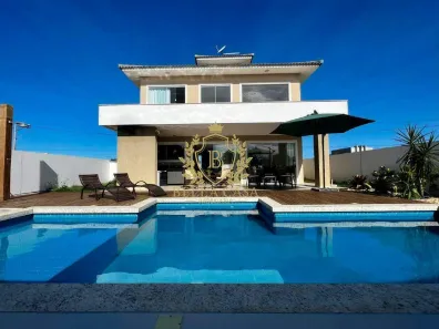 Casa de Condomínio com 3 Quartos para alugar, 250m² no Ogiva, Cabo Frio