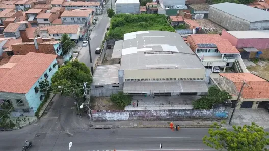 Galpão/Depósito/Armazém com 5 Quartos à venda, 1000m² no Passaré, Fortaleza