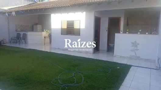 Casa com 4 Quartos à venda, 220m² no Cidade Jardim, Uberlândia