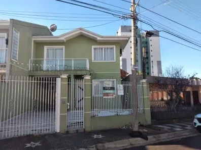 Casa com 4 Quartos à venda, 140m² no Centro, Ponta Grossa
