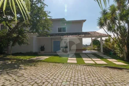 Casa de Condomínio com 4 Quartos à venda, 600m² no Badu, Niterói