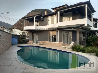 Casa de Condomínio com 4 Quartos à venda, 388m² no Vargem Pequena, Rio de Janeiro